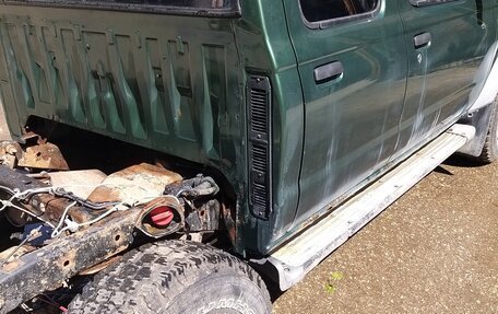 Nissan Navara (Frontier), 2000 год, 400 000 рублей, 4 фотография