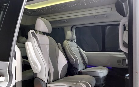 Hyundai Staria, 2022 год, 3 750 000 рублей, 11 фотография