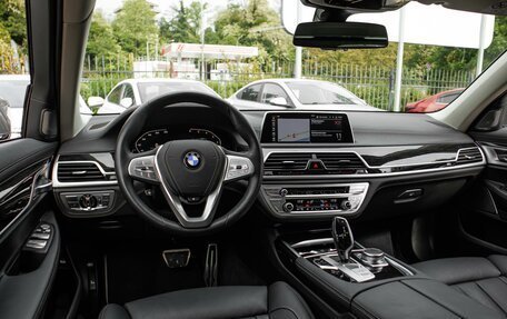 BMW 7 серия, 2020 год, 9 249 000 рублей, 14 фотография