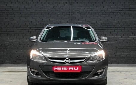 Opel Astra J, 2012 год, 700 000 рублей, 2 фотография