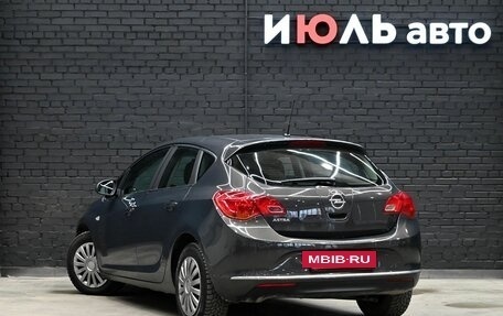 Opel Astra J, 2012 год, 700 000 рублей, 4 фотография