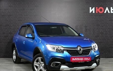 Renault Logan II, 2019 год, 1 000 000 рублей, 3 фотография