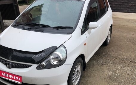 Honda Fit III, 2005 год, 450 000 рублей, 2 фотография