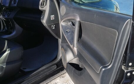 Toyota RAV4, 2006 год, 1 575 000 рублей, 28 фотография