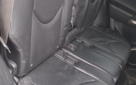 Toyota RAV4, 2006 год, 1 575 000 рублей, 32 фотография