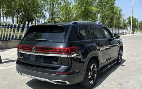 Volkswagen Teramont I, 2022 год, 3 400 000 рублей, 3 фотография