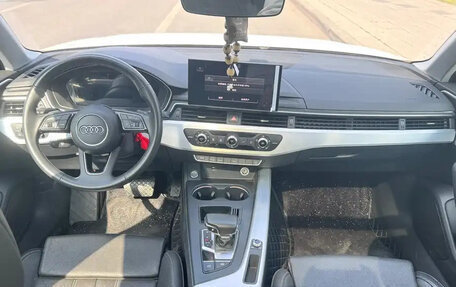 Audi A4, 2021 год, 2 600 000 рублей, 7 фотография