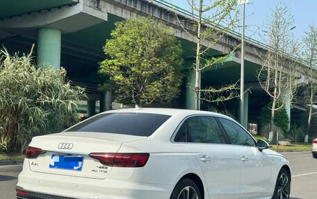 Audi A4, 2021 год, 2 600 000 рублей, 10 фотография