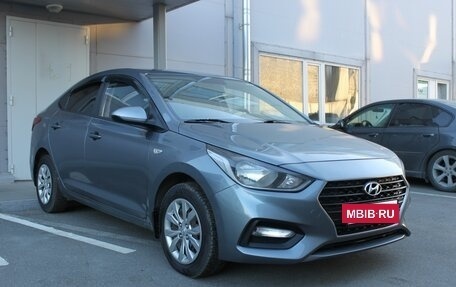 Hyundai Solaris II рестайлинг, 2018 год, 888 000 рублей, 3 фотография