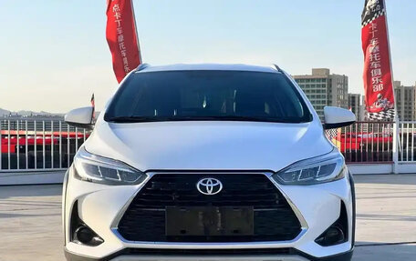 Toyota Yaris XP150 рестайлинг, 2022 год, 1 193 000 рублей, 2 фотография