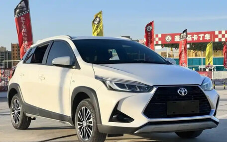 Toyota Yaris XP150 рестайлинг, 2022 год, 1 193 000 рублей, 3 фотография