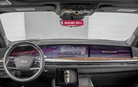 Cadillac Escalade V, 2025 год, 21 530 000 рублей, 10 фотография