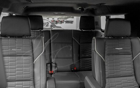 Cadillac Escalade V, 2025 год, 21 530 000 рублей, 17 фотография