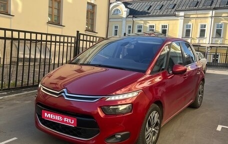 Citroen C4 Picasso II рестайлинг, 2014 год, 1 000 000 рублей, 5 фотография
