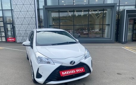 Toyota Vitz, 2017 год, 1 050 000 рублей, 3 фотография