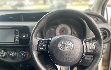 Toyota Vitz, 2017 год, 1 050 000 рублей, 17 фотография
