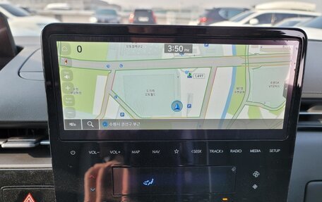 Hyundai Staria, 2022 год, 3 700 000 рублей, 7 фотография