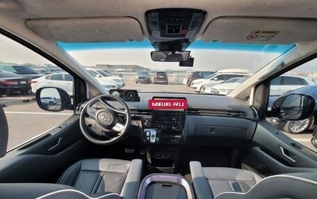 Hyundai Staria, 2022 год, 3 700 000 рублей, 3 фотография