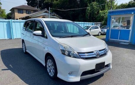 Toyota ISis I, 2017 год, 998 000 рублей, 7 фотография