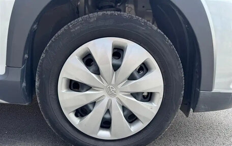 Toyota Yaris XP150 рестайлинг, 2022 год, 1 205 000 рублей, 8 фотография