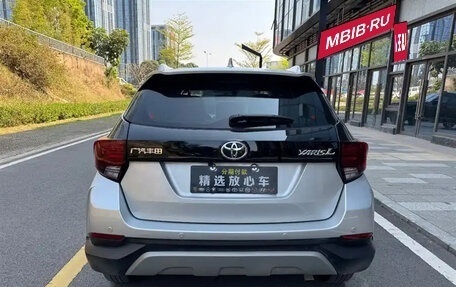 Toyota Yaris XP150 рестайлинг, 2022 год, 1 205 000 рублей, 5 фотография