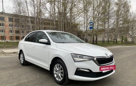 Skoda Rapid II, 2021 год, 1 350 000 рублей, 2 фотография