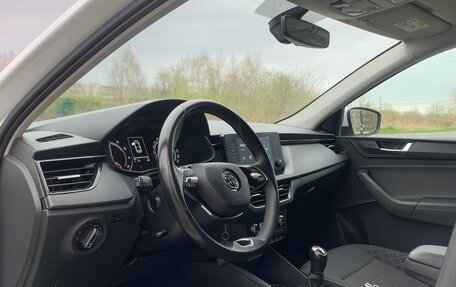 Skoda Rapid II, 2021 год, 1 350 000 рублей, 9 фотография