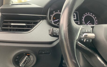 Skoda Rapid II, 2021 год, 1 350 000 рублей, 13 фотография