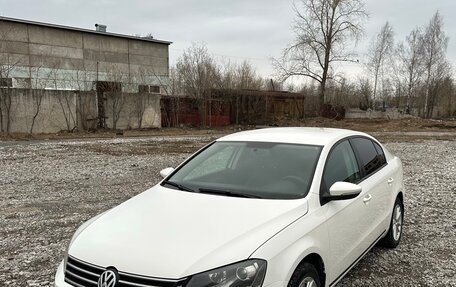Volkswagen Passat B7, 2011 год, 800 000 рублей, 4 фотография