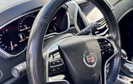Cadillac SRX II рестайлинг, 2014 год, 1 950 000 рублей, 23 фотография