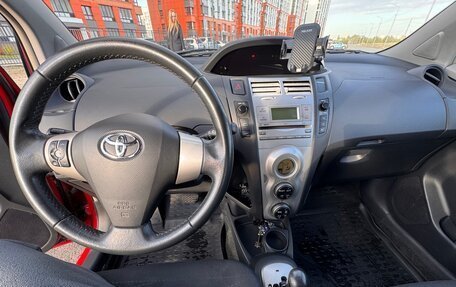 Toyota Yaris III рестайлинг, 2008 год, 665 000 рублей, 3 фотография
