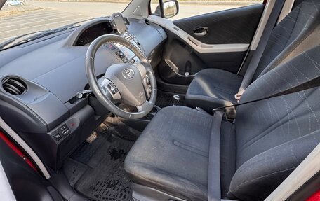Toyota Yaris III рестайлинг, 2008 год, 665 000 рублей, 4 фотография