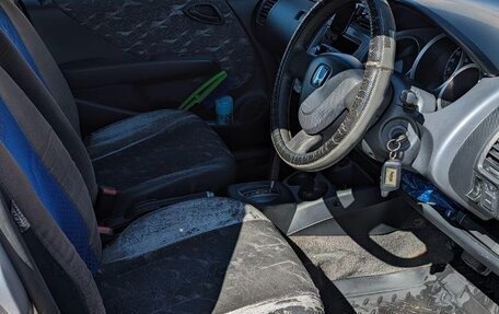 Honda Fit III, 2002 год, 400 000 рублей, 6 фотография