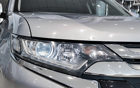 Mitsubishi Outlander III рестайлинг 3, 2018 год, 1 850 000 рублей, 21 фотография