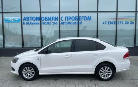 Volkswagen Polo VI (EU Market), 2013 год, 771 000 рублей, 2 фотография