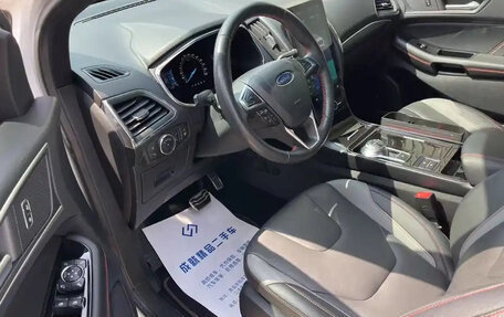 Ford Edge II рестайлинг, 2020 год, 2 600 000 рублей, 4 фотография