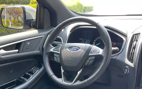 Ford Edge II рестайлинг, 2020 год, 2 600 000 рублей, 6 фотография