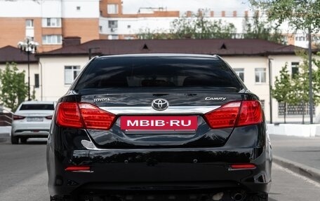 Toyota Camry, 2013 год, 1 790 000 рублей, 6 фотография