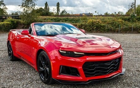 Chevrolet Camaro VI, 2022 год, 9 370 000 рублей, 2 фотография