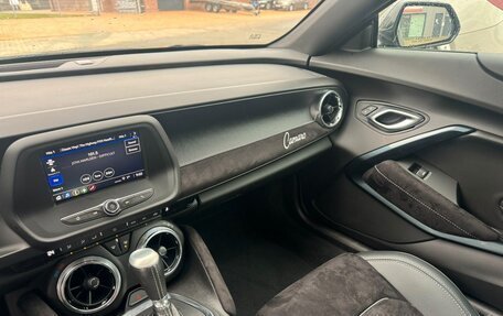 Chevrolet Camaro VI, 2022 год, 3 235 000 рублей, 9 фотография