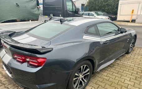 Chevrolet Camaro VI, 2022 год, 3 235 000 рублей, 7 фотография