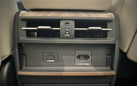 Lexus LM, 2025 год, 16 399 000 рублей, 24 фотография