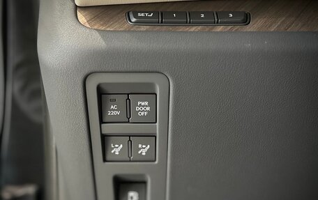 Lexus LM, 2025 год, 16 399 000 рублей, 36 фотография