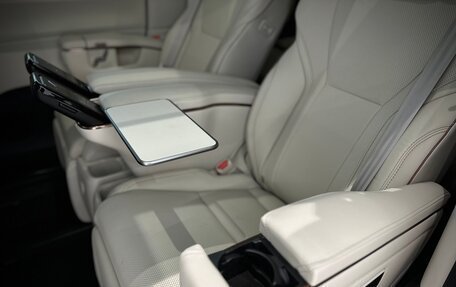 Lexus LM, 2025 год, 16 399 000 рублей, 40 фотография