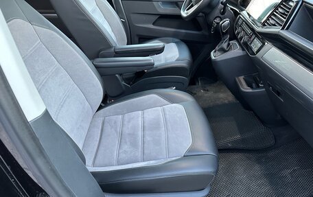 Volkswagen Multivan T6 рестайлинг, 2022 год, 8 100 000 рублей, 8 фотография
