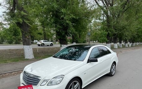 Mercedes-Benz E-Класс, 2012 год, 1 669 000 рублей, 3 фотография