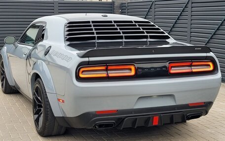Dodge Challenger III рестайлинг 2, 2022 год, 8 000 000 рублей, 11 фотография