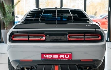 Dodge Challenger III рестайлинг 2, 2022 год, 8 000 000 рублей, 9 фотография