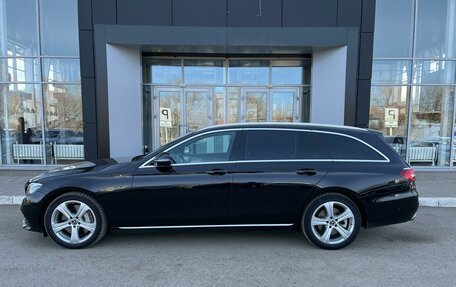Mercedes-Benz E-Класс, 2018 год, 2 690 000 рублей, 2 фотография
