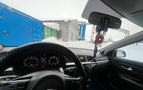 KIA Rio IV, 2017 год, 1 350 000 рублей, 3 фотография